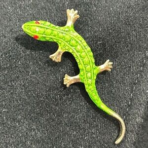 Vintage Statement Green Lizard Brooch
